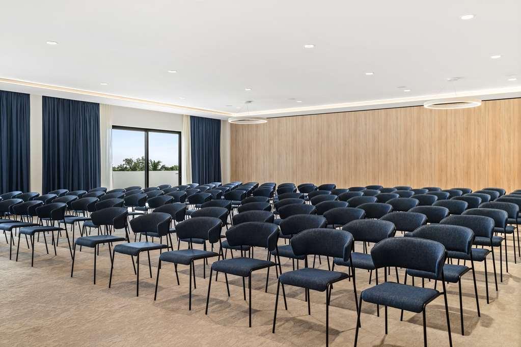 וילמסטאד The Rif At Mangrove Beach Corendon All-Inclusive Curio מתקנים תמונה