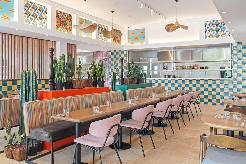 וילמסטאד The Rif At Mangrove Beach Corendon All-Inclusive Curio מסעדה תמונה